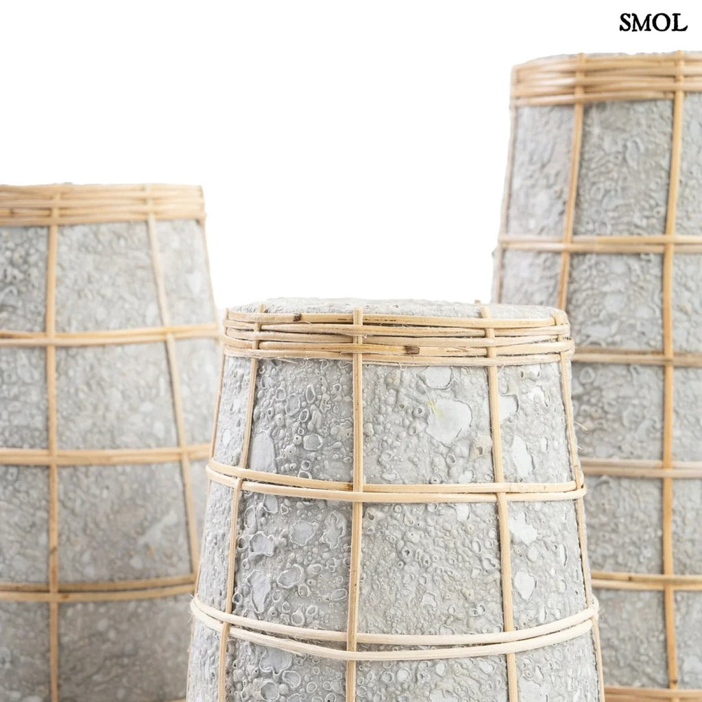 Betonhatású terrakotta váza rattannal - S | CUTIE - SMOL