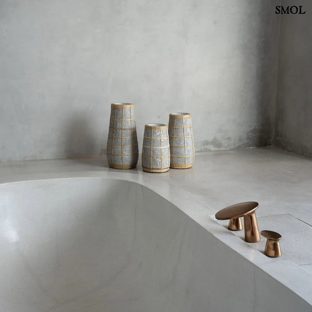 Betonhatású terrakotta váza rattannal - S | CUTIE - SMOL