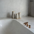 Betonhatású terrakotta váza rattannal - S | CUTIE - SMOL