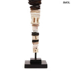 Dekoráció Kagylóval Állványon – L | MONEY | SMOL - alsó rész nagyítva