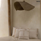 Boho pamut párna natúr színben, kagylómintás díszítéssel - párnákkal