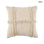 Boho pamut párna natúr színben, kagylómintás díszítéssel - fehér háttérrel