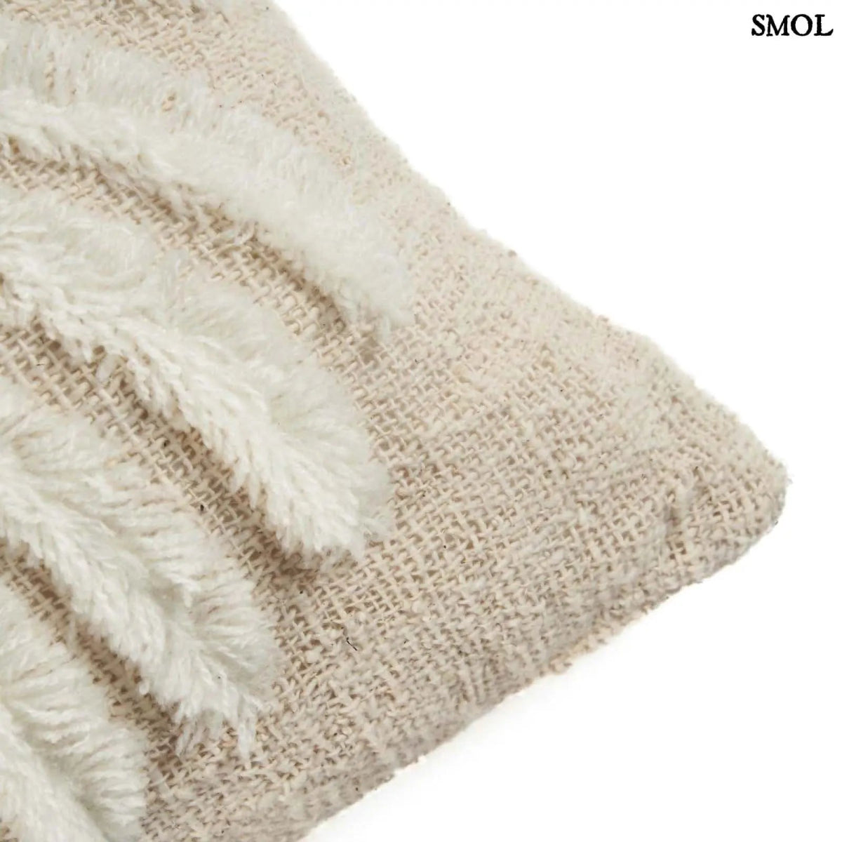 Pálmaleveles díszpárnahuzat natúr-fehér színben, textúrált, boho stílusú pamut és raffia anyagból sarok nagyítva