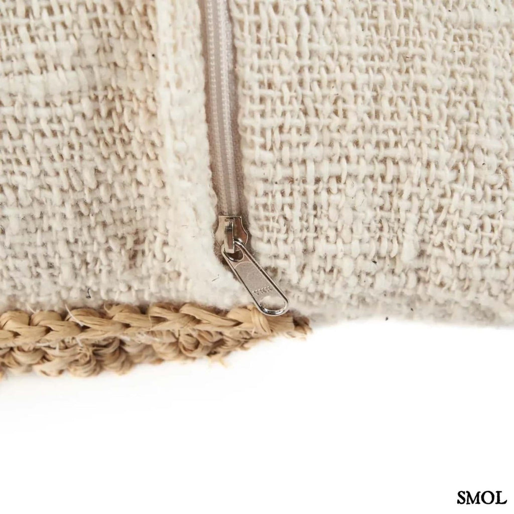 Díszpárnahuzat Raffiával | RAFFIA STAMP - SMOL