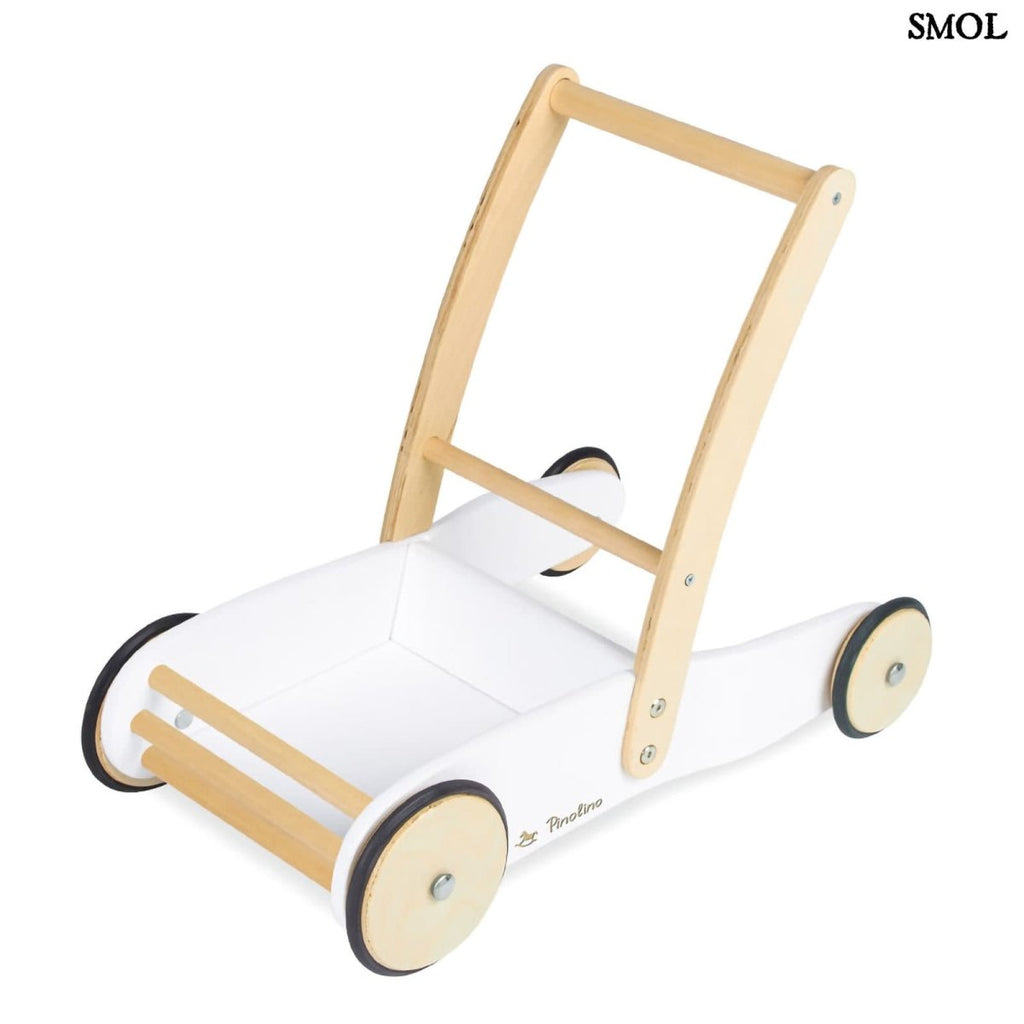 Járássegítő gyerekeknek fékrendszerrel és tárolórésszel - fehér háttérrel