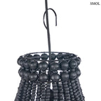 Fekete fagolyós csillár kézzel fűzött fagyöngyökkel és csepp alakú függőlámpa kialakítással, akasztóval