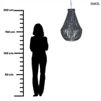 Fekete fagolyós csillár kézzel fűzött fagyöngyökkel és csepp alakú függőlámpa kialakítással, méretarányosan