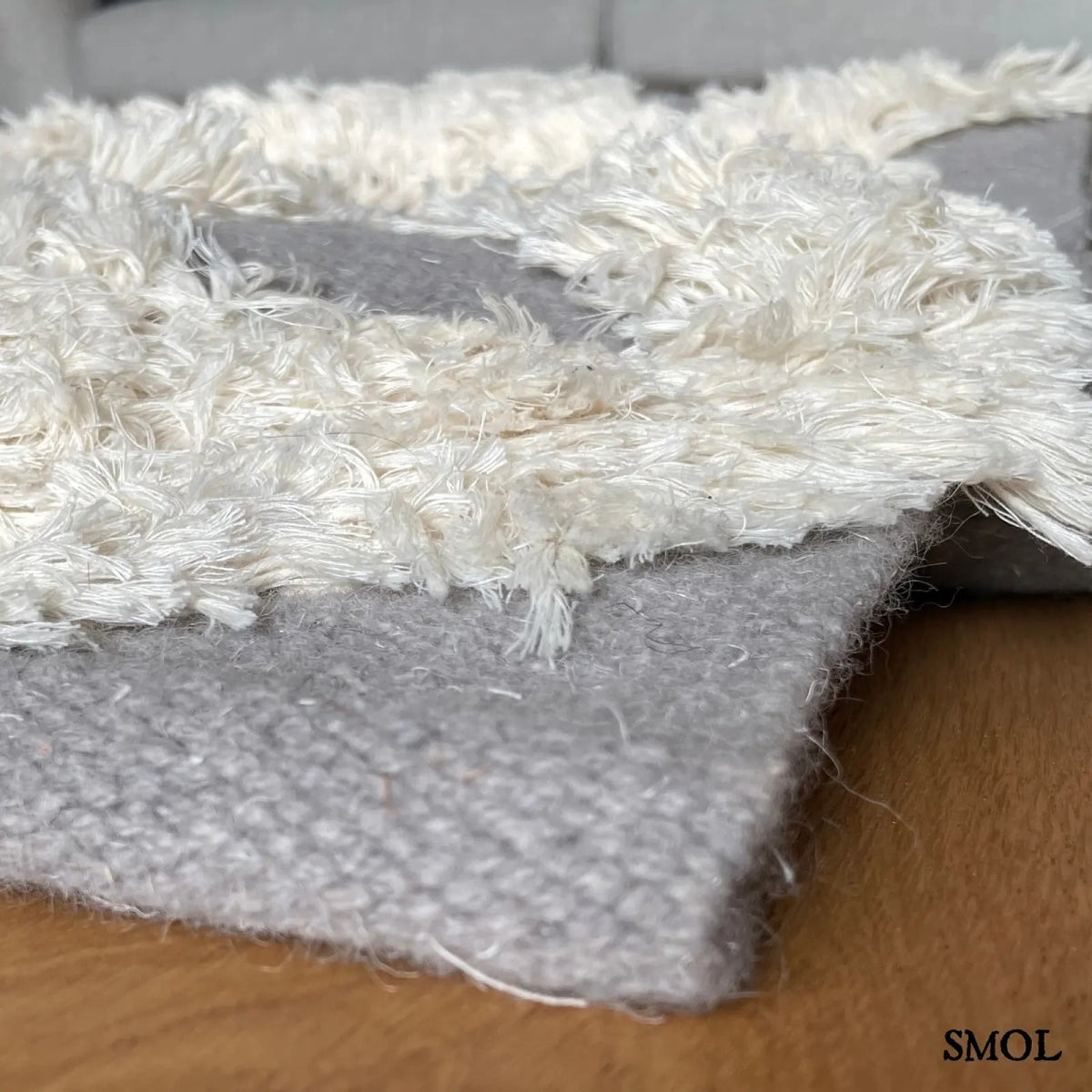 Gyapjúszőnyeg - kézzel szőtt, 150x200 | MATILDIS | SMOL - nagyítva