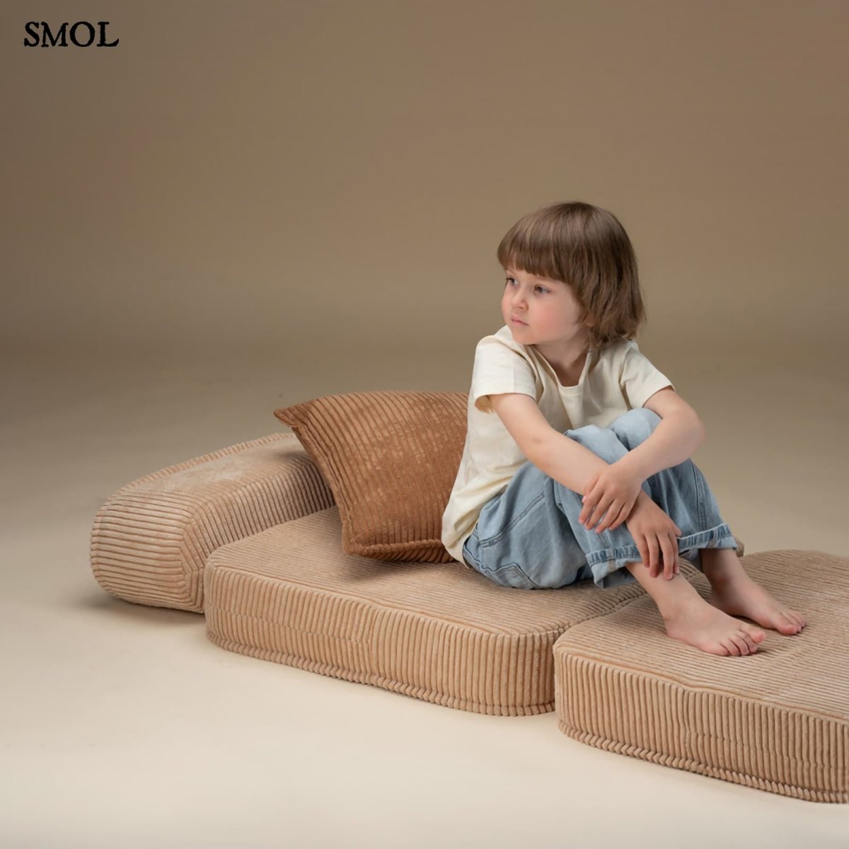 BROWN SUGAR, ággyá alakítható gyerekfotel, 65x60x25 - smol.hu - fiúval