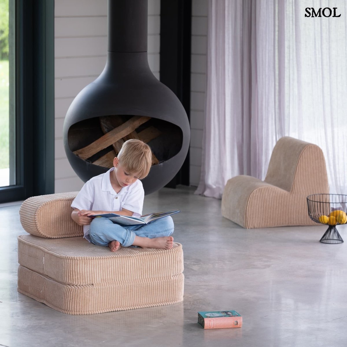 BROWN SUGAR, ággyá alakítható gyerekfotel, 65x60x25 - smol.hu - gyerekfotel nappaliban