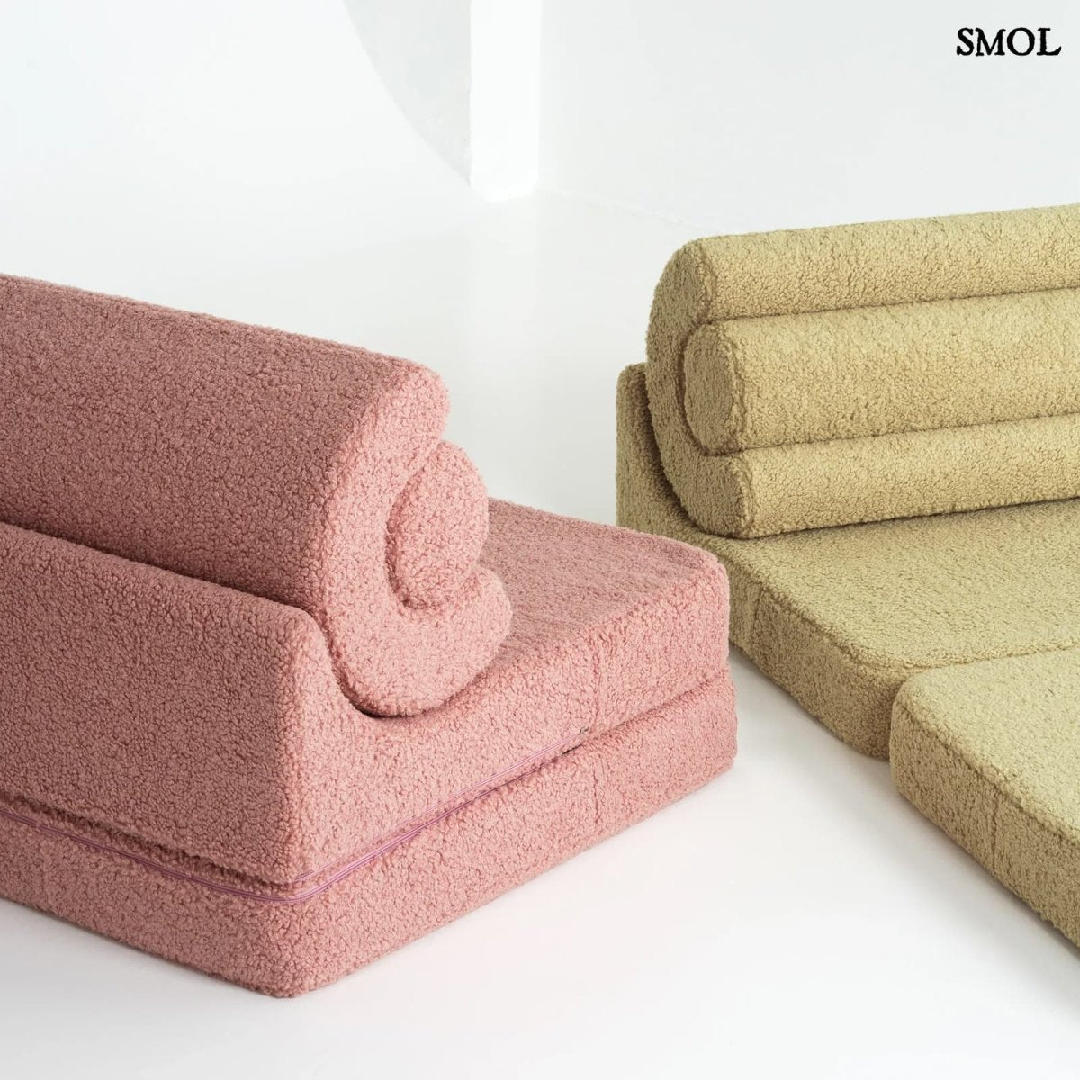 Gyerek ágyfotel | FLIPSTER GUAVA, ággyá alakítható gyerekfotel - smol.hu - két színben, egymás mellett