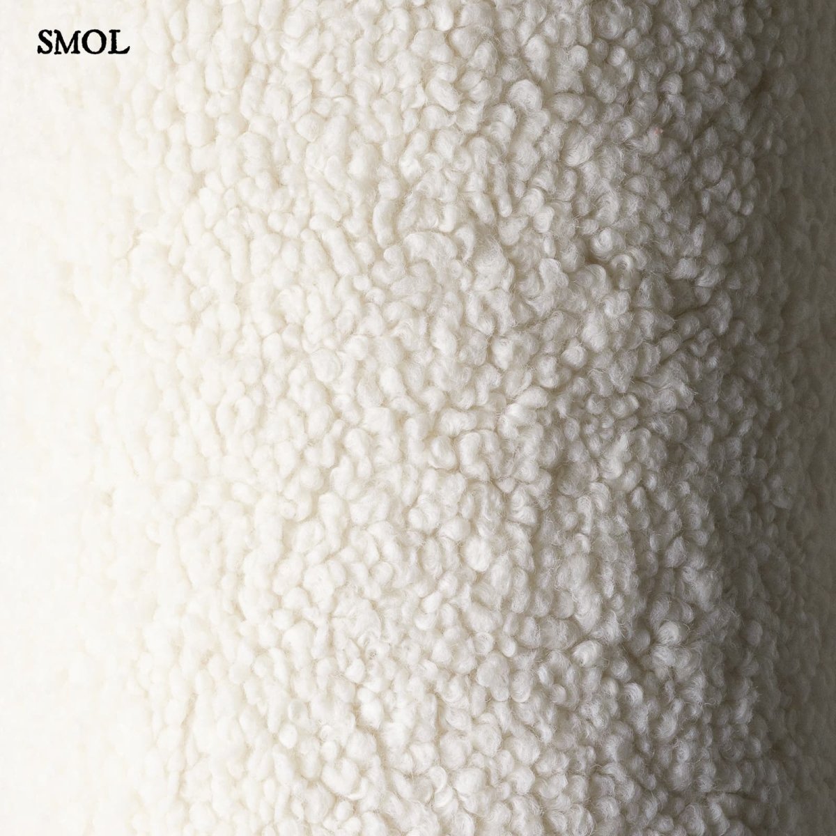 Gyerek felhőfotel | CREAM WHITE, felhő alakú, teddy anyagú gyerekfotel, SMOL - teddy anyag nagyítva