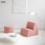 Gyerek felhőfotel | GUAVA, felhő alakú, teddy anyagú gyerekfotel- SMOL - fehér szobában, gyerek puffal