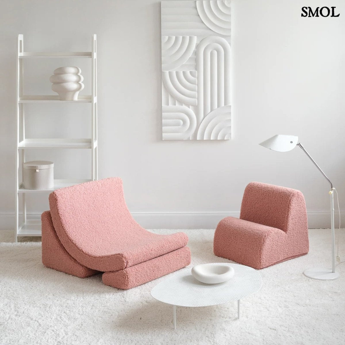 Gyerek holdfotel - 3 részes | GUAVA PINK, moduláris gyerekfotel - SMOL -  fehér szobában felhőfotellel