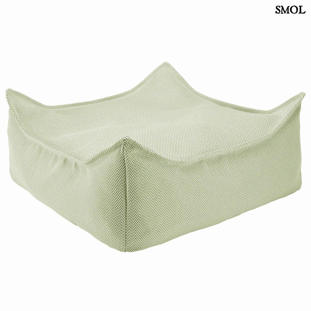 Puff gyerekeknek kültéri használatra, zöld színben- fehér háttérrel