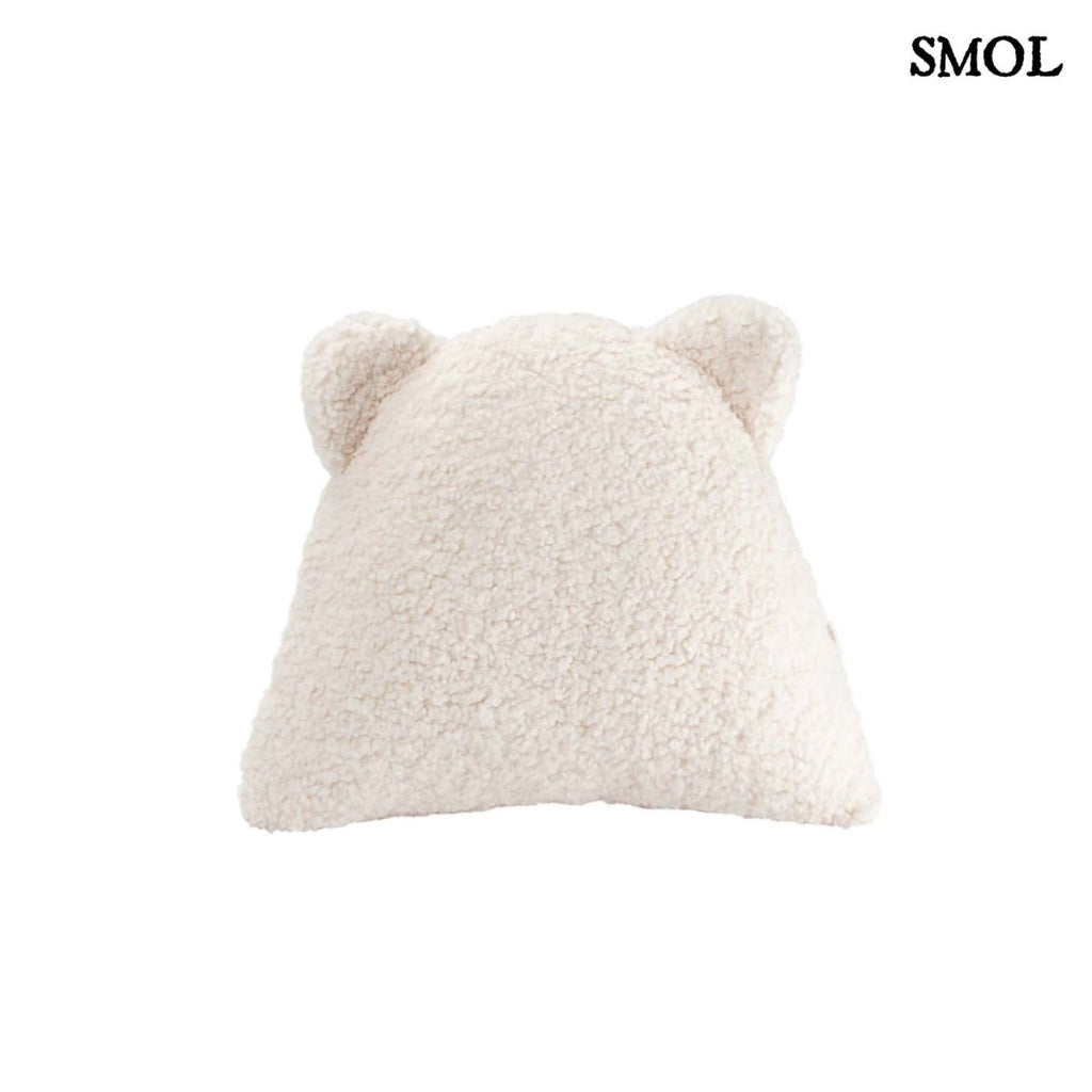 Gyerek mackós párna | CREAM WHITE, mackó alakú gyerekpárna, 40 cm - SMOL - fehér háttérrel