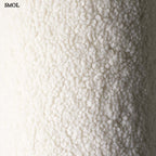 Gyerek mackós párna | CREAM WHITE, mackó alakú gyerekpárna, 40 cm - SMOL - teddy anyag nagyítva