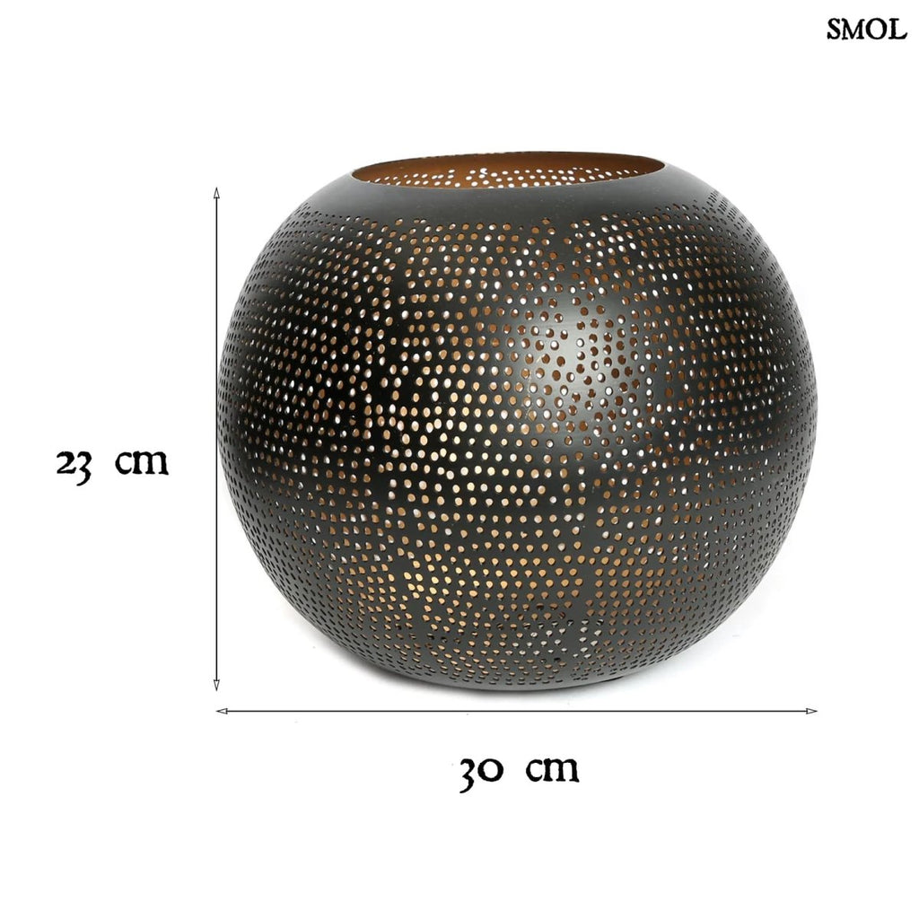 Fekete-arany színű, XL méretű fém gömb gyertyatartó, méretekkel