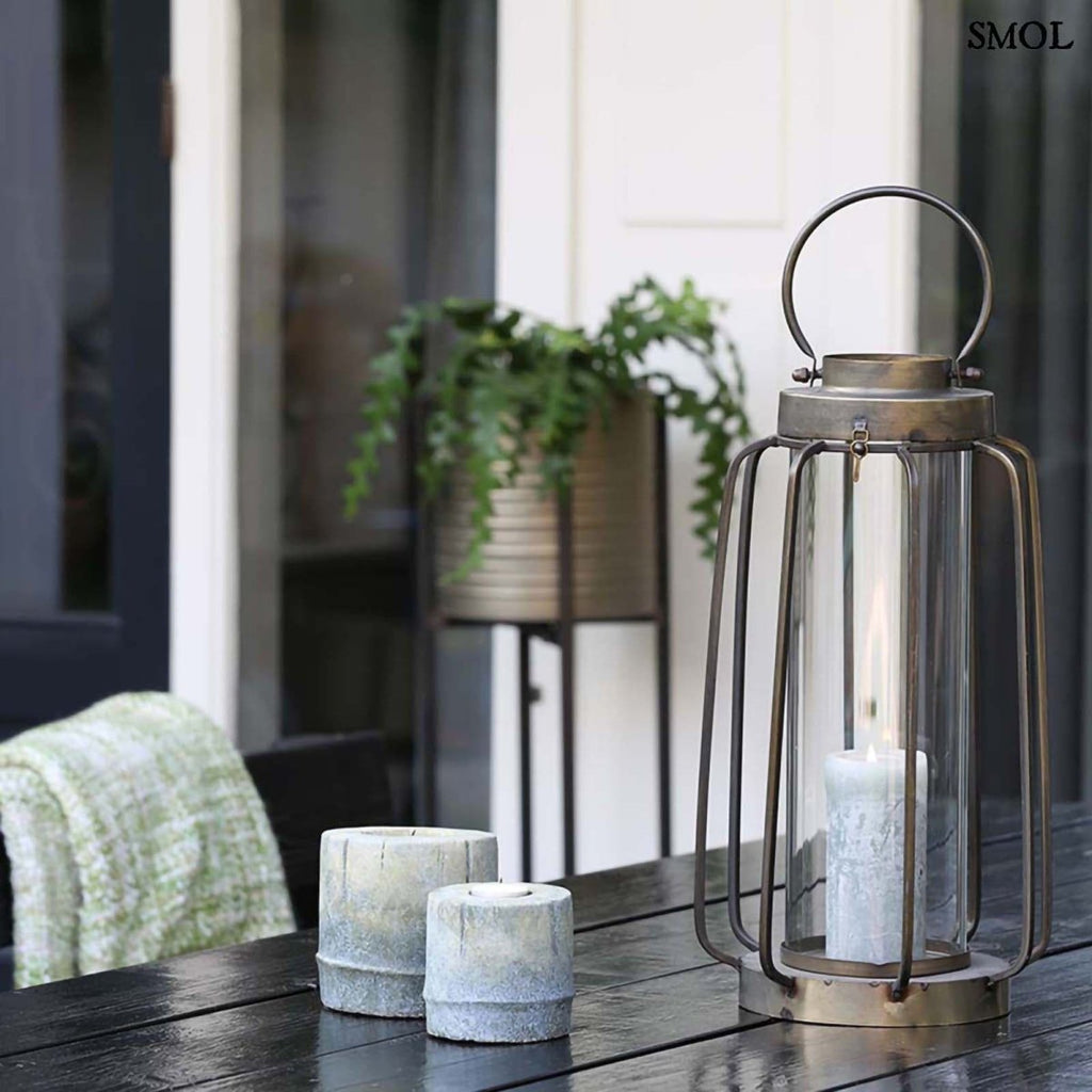 Gyertyatartó - fém, 44 cm | RODRIGO - smol.hu -teraszon, égő gyertyával