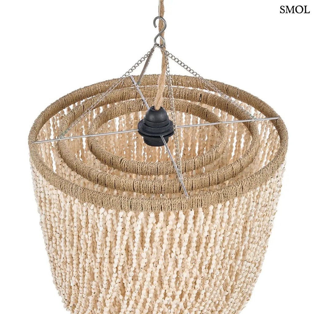 Kagyló csillár - kézzel készített balinéz függőlámpa természetes kagylóhéj rétegekkel, felső rész nagyítva