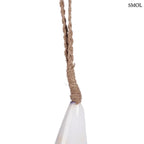 Kézzel készült kagyló függődísz és font tengerifű dekoráció, tengerifű fonat nagyítva