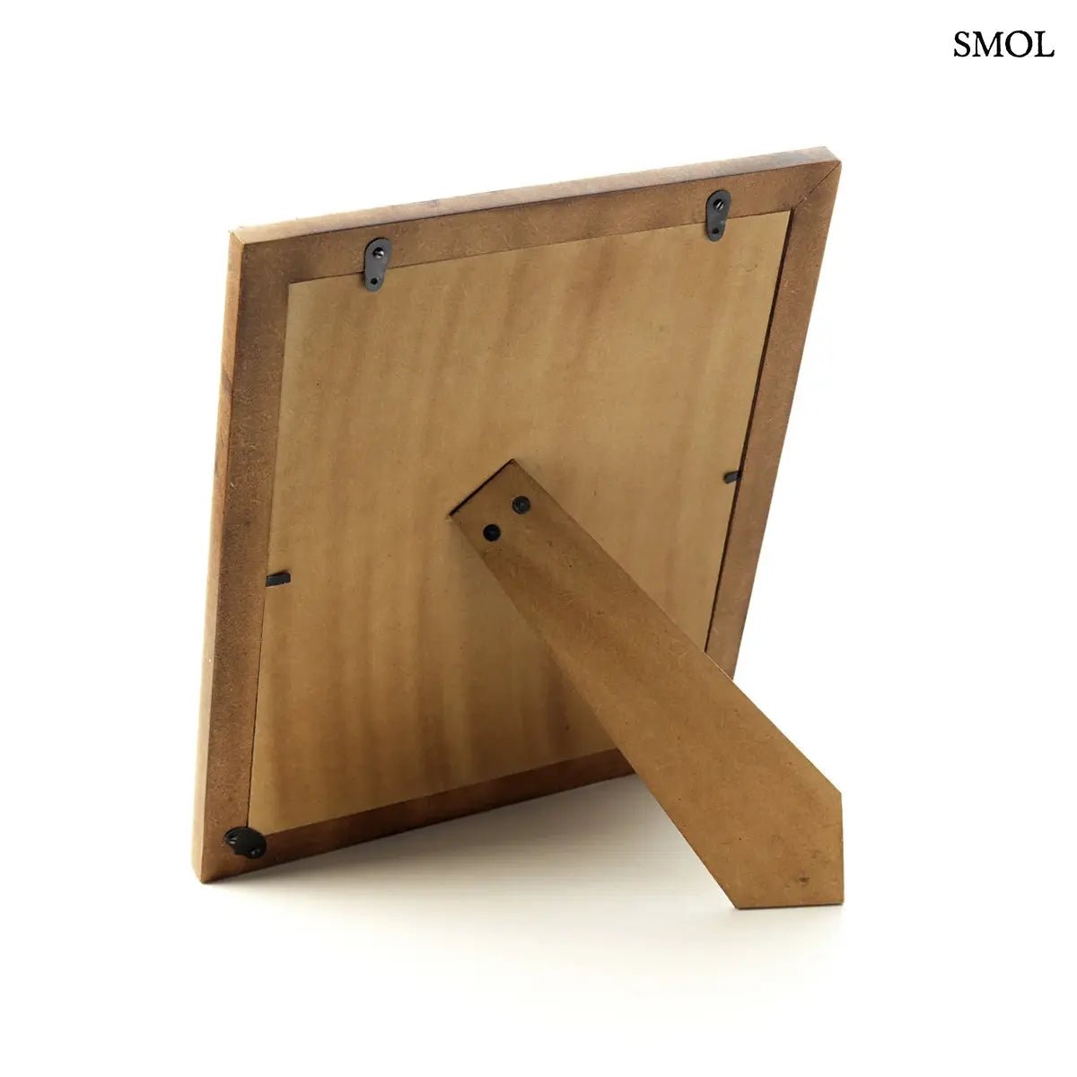 Antik, kézzel faragott fehér bivalycsont képkeret függőleges bordázott textúrával 20x25 cm-es méretben, hátulról