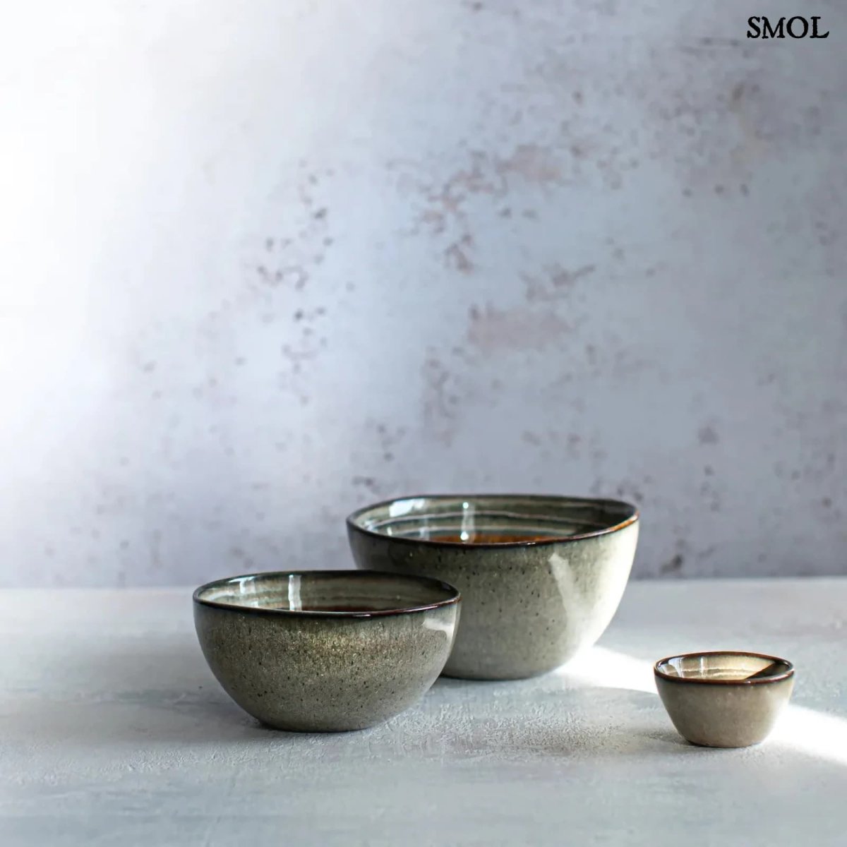 Kézzel készült repesztett mázas szószos tányér szett több méretben