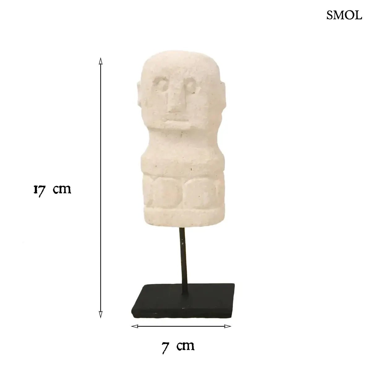 Kézzel faragott Sumba kőszobor fém állványon, natúr homokkőből készült indonéz dekorációs figura, méretekkel