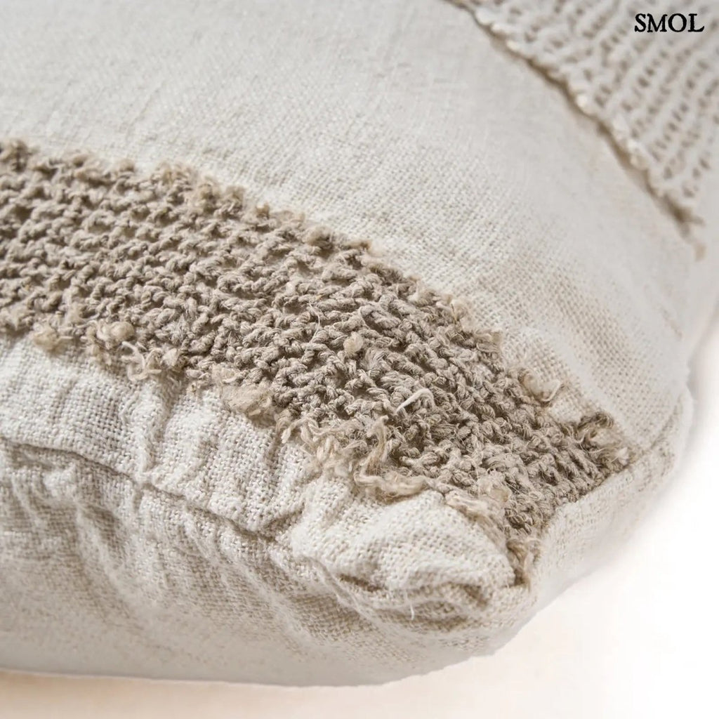 Len díszpárnahuzat – 50x50, fehér - natúr | LINEN THREADS - SMOL