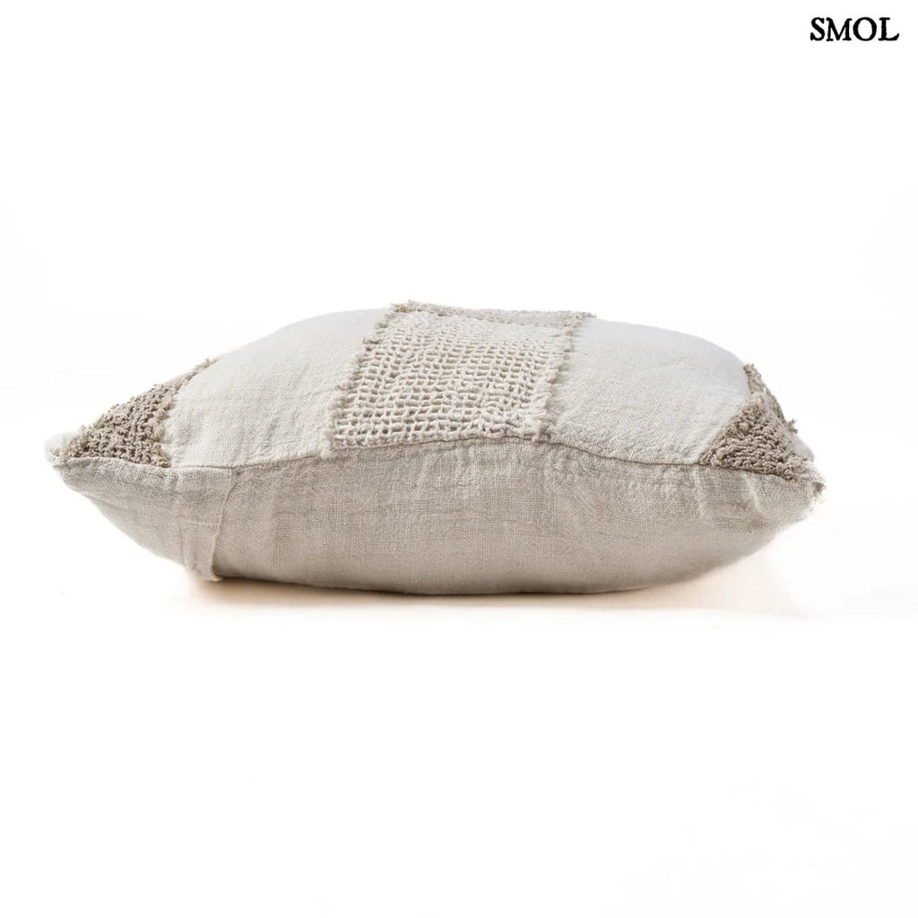 Len díszpárnahuzat – 50x50, fehér - natúr | LINEN THREADS - SMOL