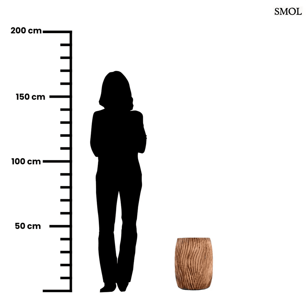 Kézzel faragott, hengeres Suar fa lerakóasztal és ülőke függőleges hullámmintával, méretarányosan
