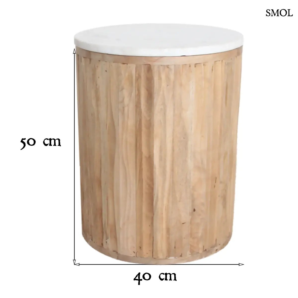 Henger alakú MALACCA lerakóasztal fehér márvány asztallappal és függőlegesen mart, natúr mangófa talppal, méretekkel