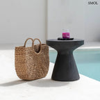 Modern, homokóra alakú fekete suar fa lerakóasztal minimalista stílusban, táskával