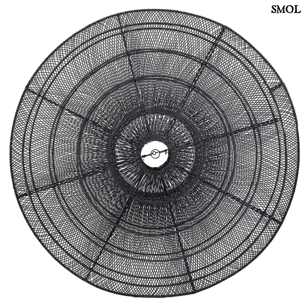 Óriás Fekete Rattan Függőlámpaernyő XL (MACARON). 150 cm-es, lapos, fonott fekete lámpaernyő, mely ideális nappali és étkező megvilágításra, alulról