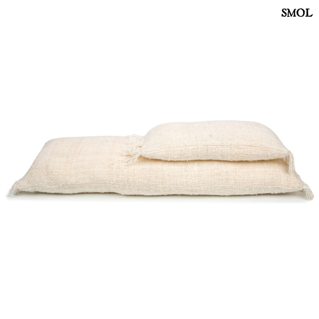 Krémszínű texturált díszpárnahuzat két méretben