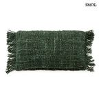 Zöld díszpárnahuzat fehér háttérrel