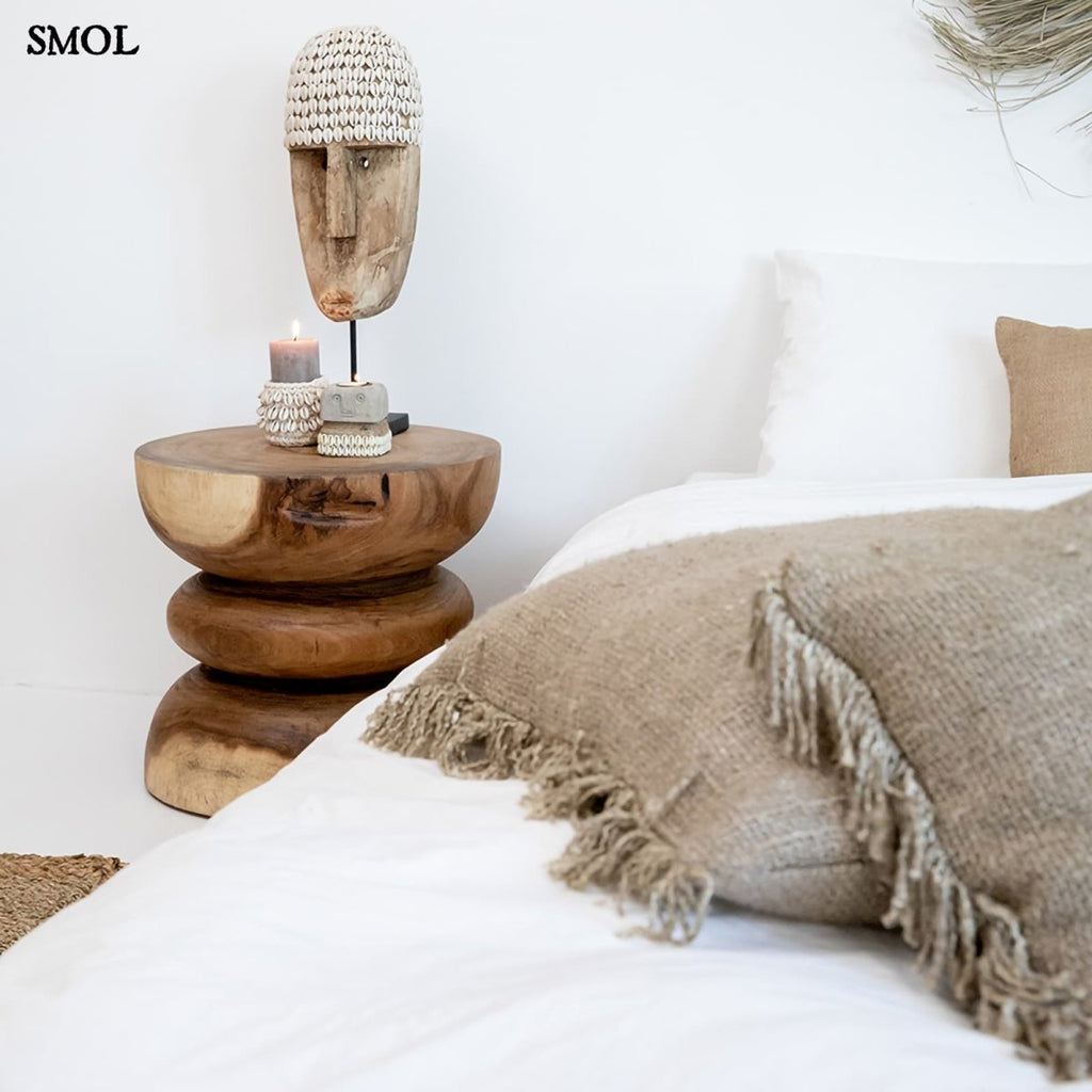 Bézs pamut díszpárnahuzat 40x40 cm méretben, bohém rojtos szegéllyel hálószobában