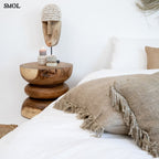 Bézs pamut díszpárnahuzat 40x40 cm méretben, bohém rojtos szegéllyel hálószobában