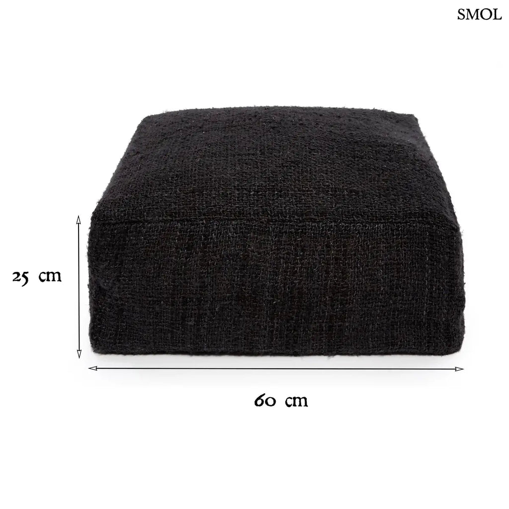 Éjfekete pamut puff 60 cm-es méretben, stabil horgolt ülőpárna és kényelmes lábtartó, méretekkel