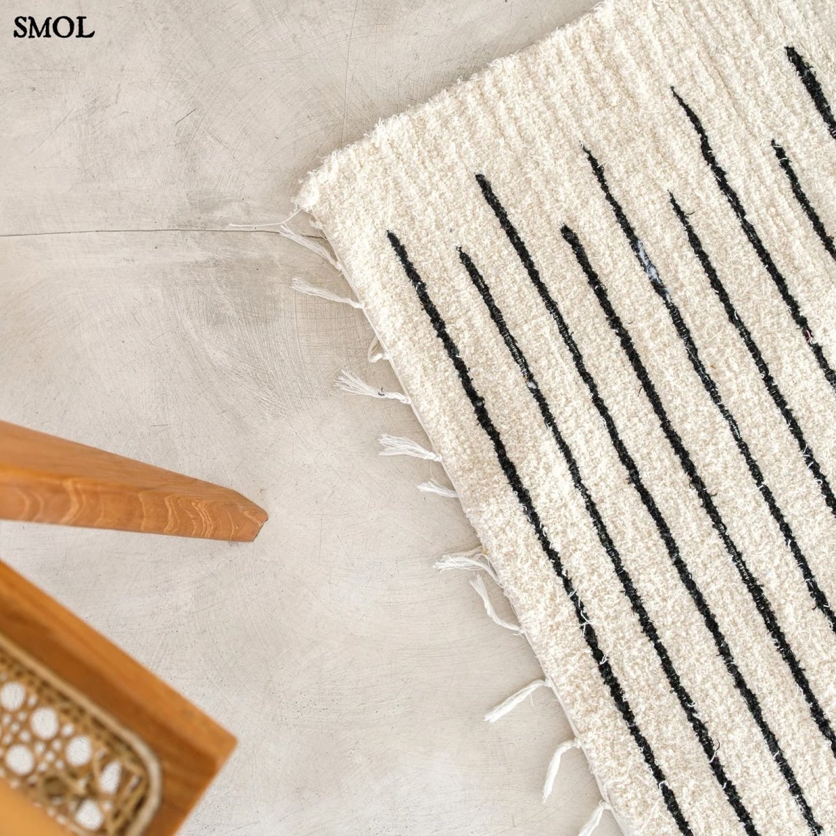 Pamut szőnyeg, fekete - fehér csíkos | KERTA - SMOL