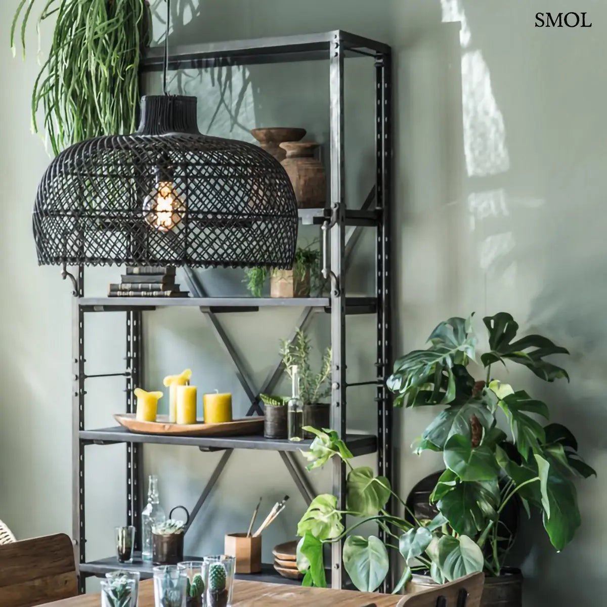 Fekete rattan függőlámpa modern, kézzel szőtt Maze búrával, ipari stílusú berendezéssel