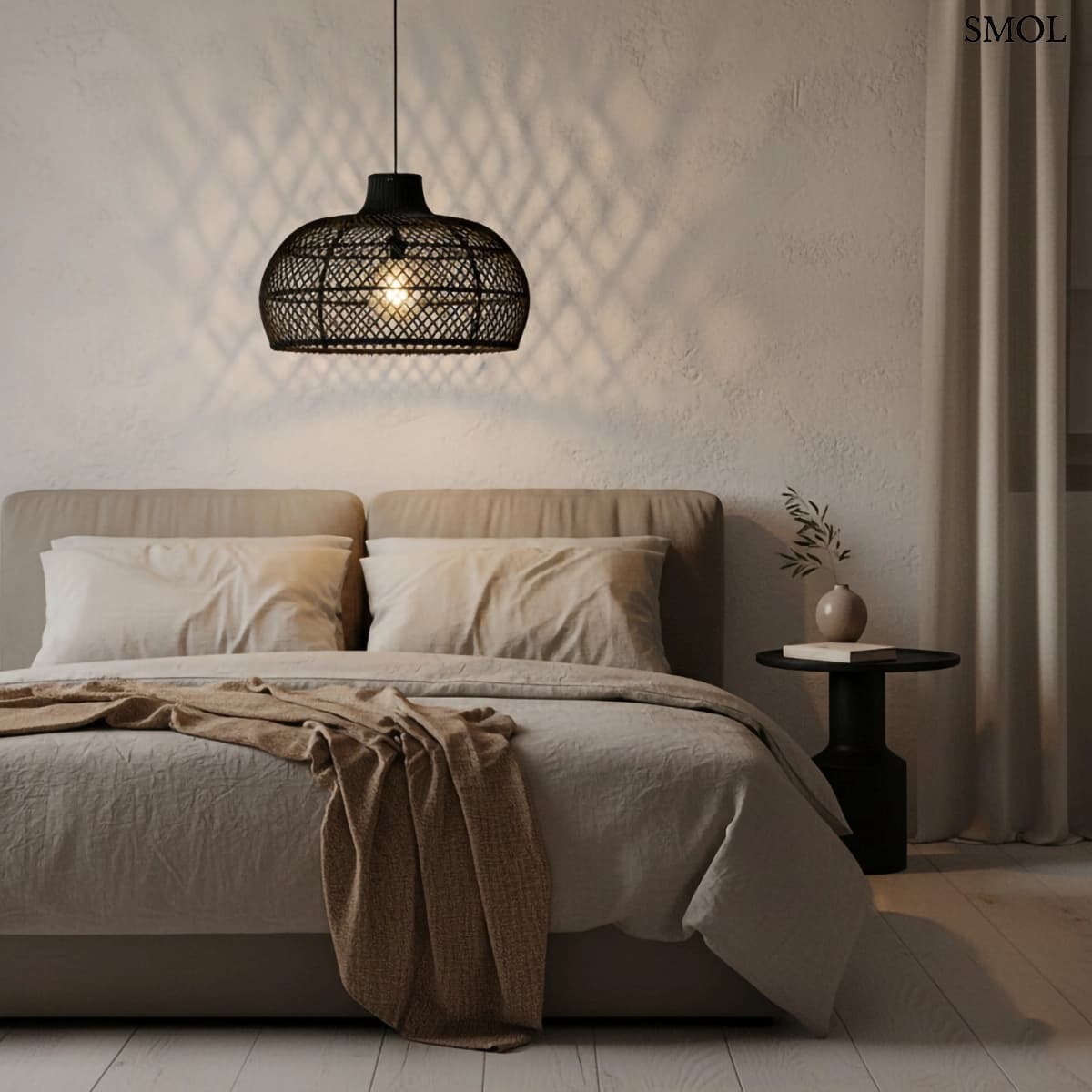 Fekete rattan függőlámpa modern, kézzel szőtt Maze búrával, hálószobában