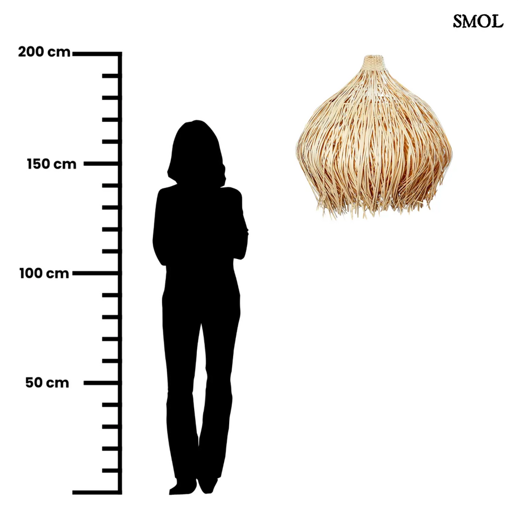 Nagyméretű, natúr rattan függőlámpaernyő kézzel szőtt organikus formában, méretarányosan