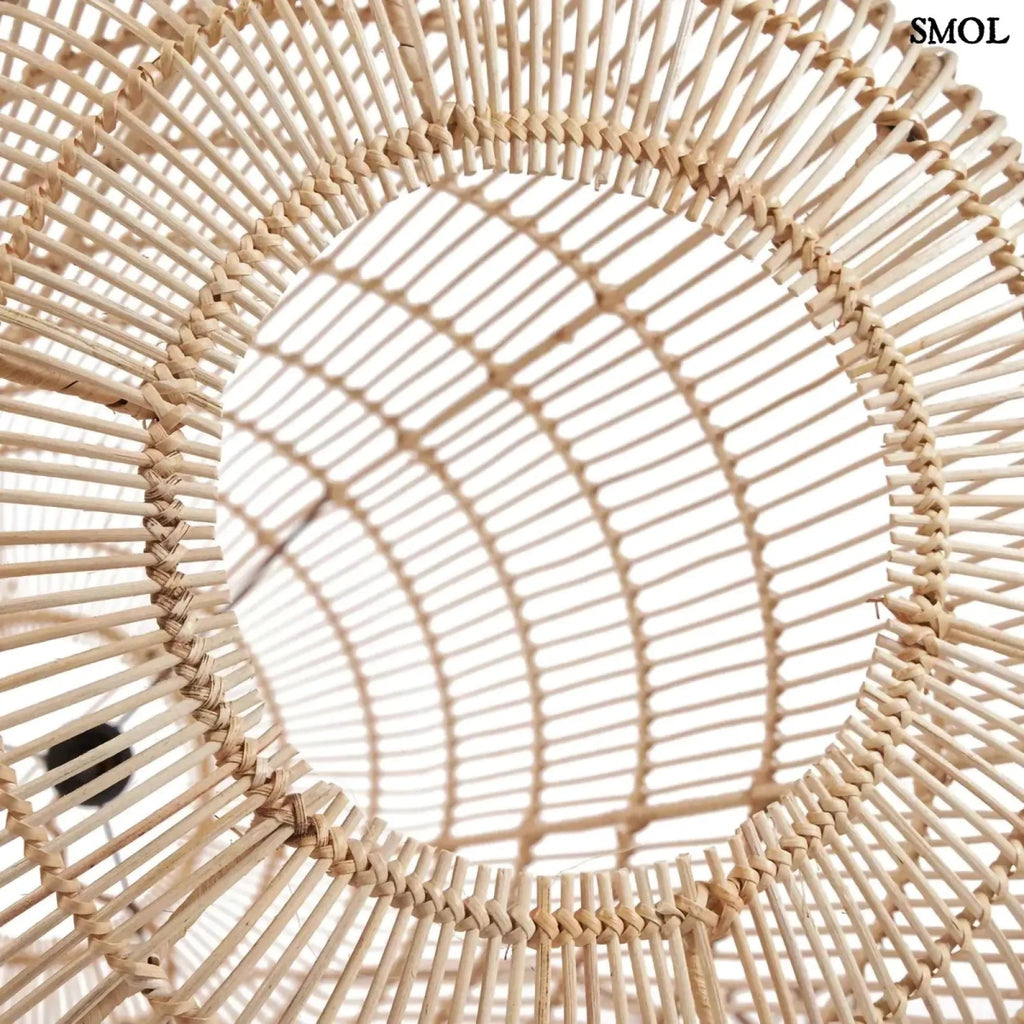 rattan függőlámpaernyő természetes rattanból, henger alakú kialakítással alulról