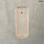 rattan függőlámpaernyő természetes rattanból, henger alakú kialakítással natúr háttérrel