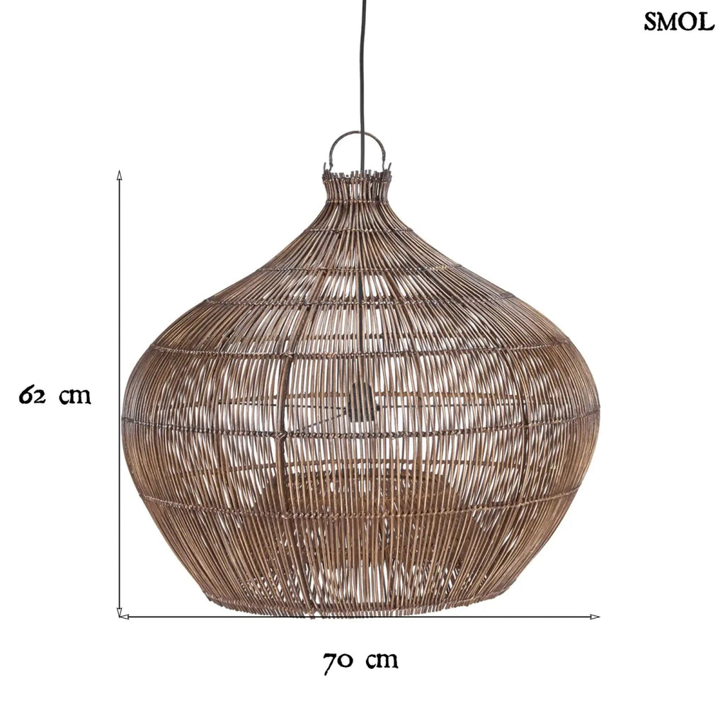 Sötét dió árnyalatú, kézzel szőtt rattan függőlámpaernyő légies, gömbölyded formával méretekkel