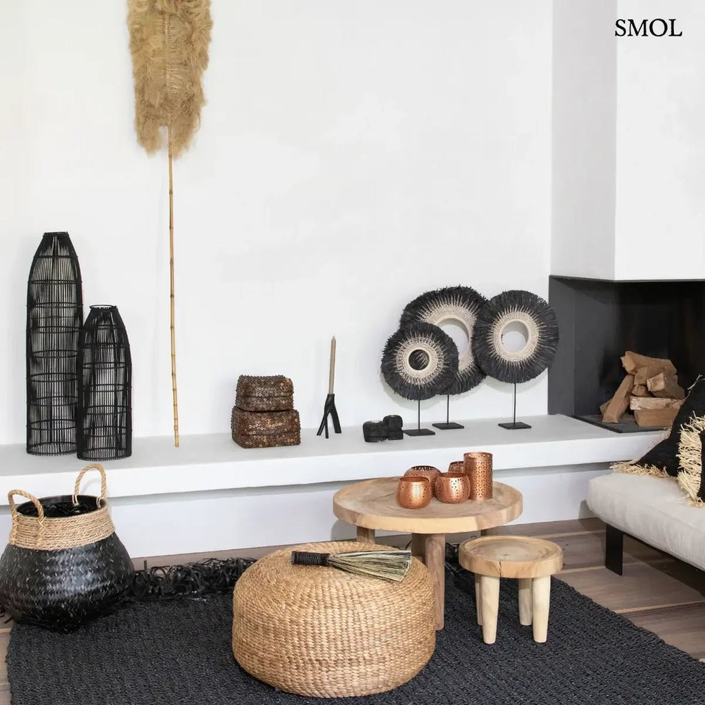 Kézzel szőtt, fekete rattan lámpaernyő Fish Trap stílusban, függőleges fonással, 90 cm-es kivitelben, nappaliban, kiegészítőkkel, állólámpaként