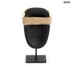 Sumba kőszobor – kagyló pánttal, fekete | SUMBA35