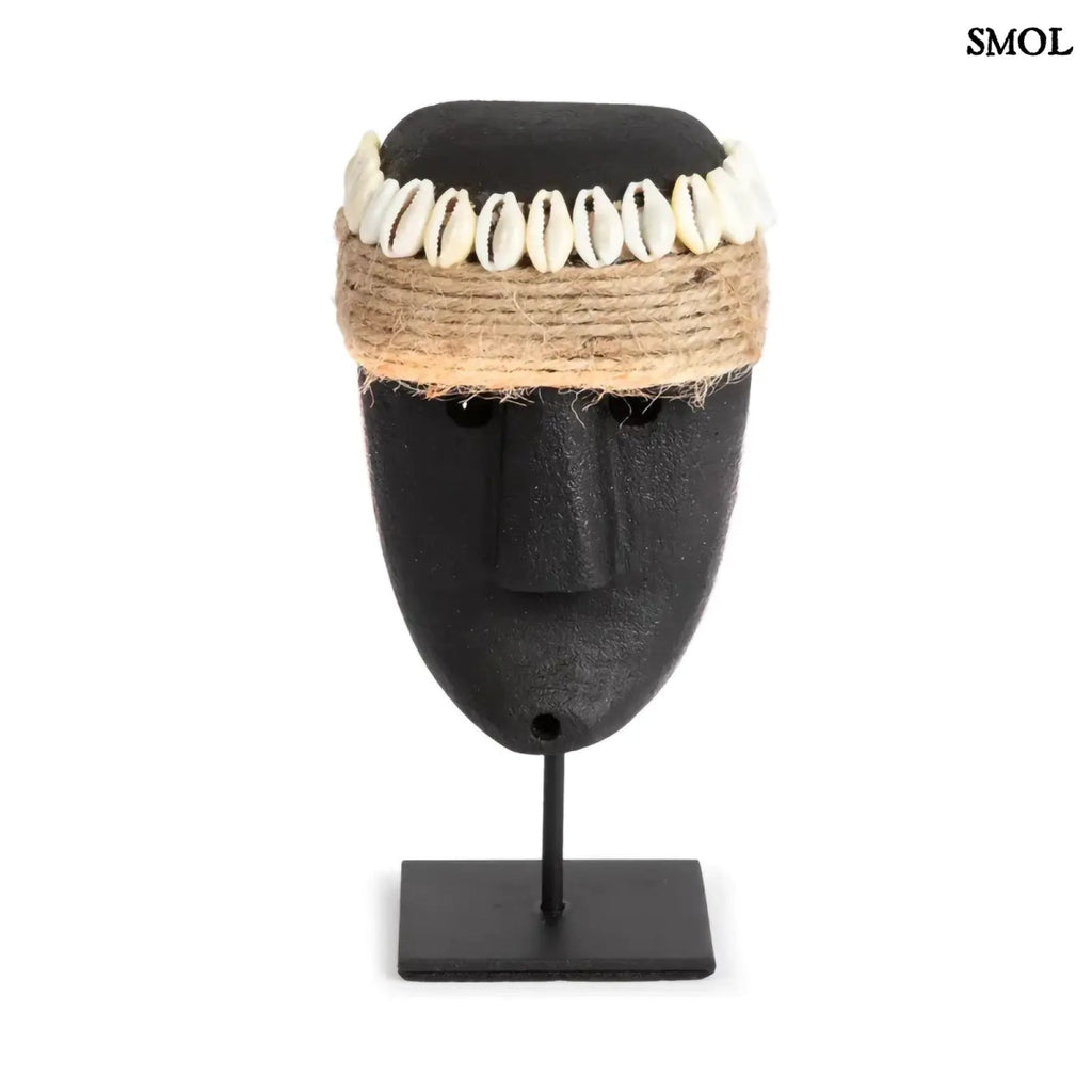 Sumba kőszobor – kagyló pánttal, fekete | SUMBA35