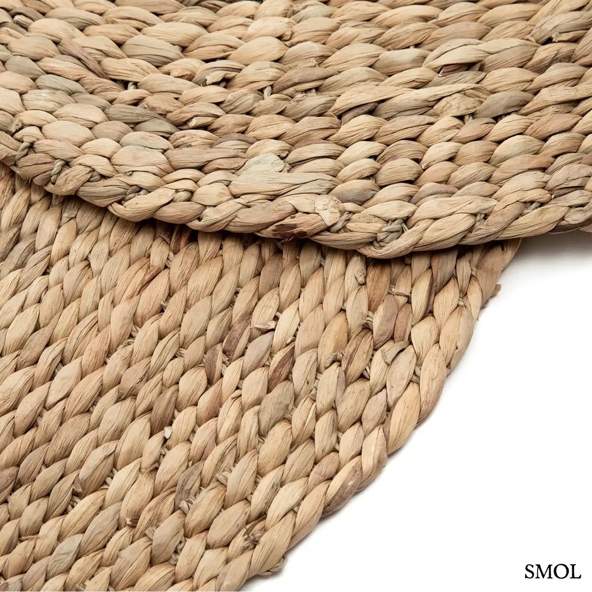 Natúr, kézzel szőtt kör alakú vízijácint szőnyeg 200 cm-es méretben, nagyítva